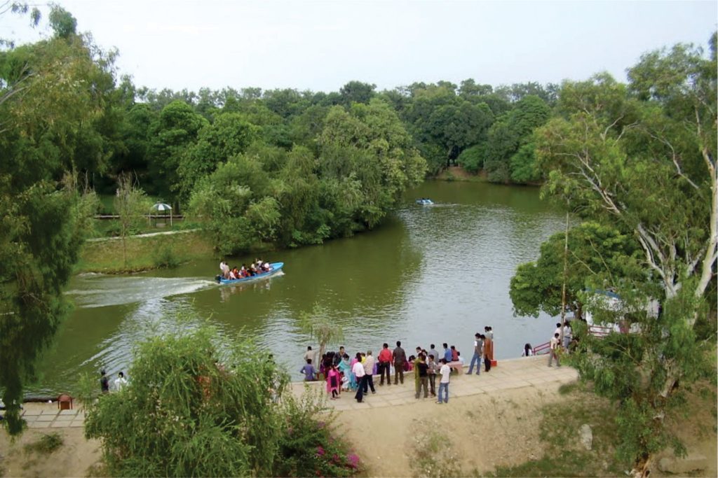 jallo park lahore